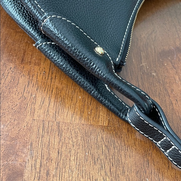 Banana Republic Vida Half-Moon Shoulder Bag - Black Leather - NWT - Picture 7 of 16